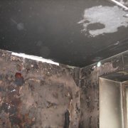 Comment et quoi laver les murs après un incendie