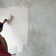 Comment faire du plâtre mural de vos propres mains