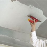 Comment masticer le plafond pour peindre correctement