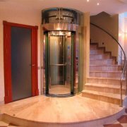 Finition d'ascenseur: Application de matériaux