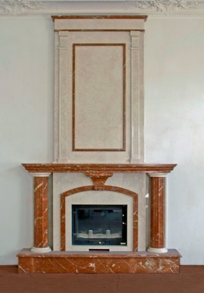 Extérieur de cheminée en marbre